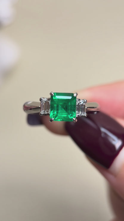 Pt900プラチナ＆エメラルド＆ダイヤモンドリング｜エメラルド1.09カラット｜ダイヤモンド0.27カラット｜コロンビア産ビビッドグリーン｜日本製ヴィンテージエステートジュエリー｜BPZG